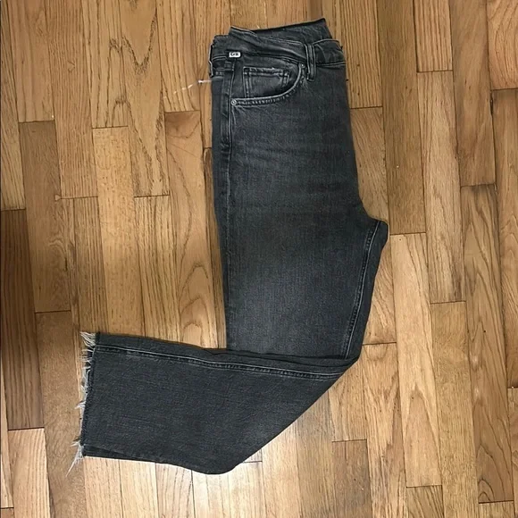 Gray Daphne Crop Jeans - Picture 3 of 9